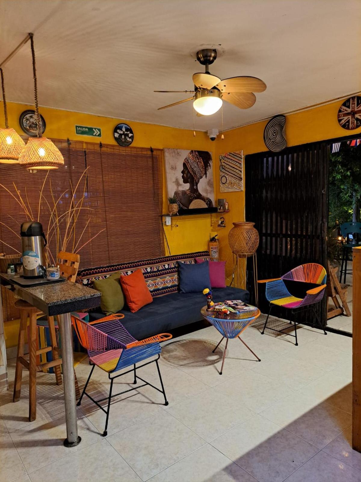 Hostel Shalom Adonai Cartagena Esterno foto
