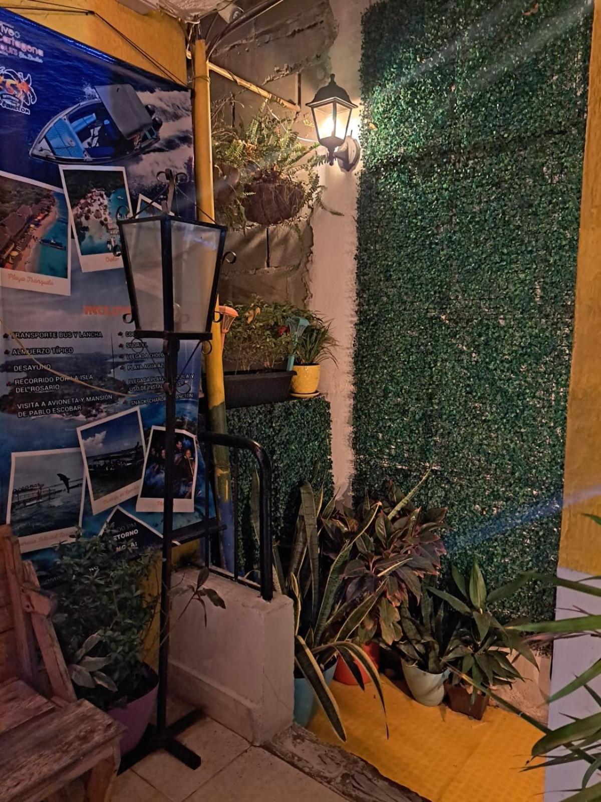 Hostel Shalom Adonai Cartagena Esterno foto